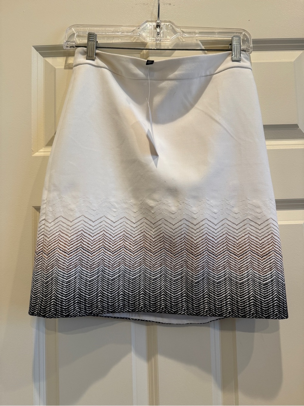 Women's White Skir